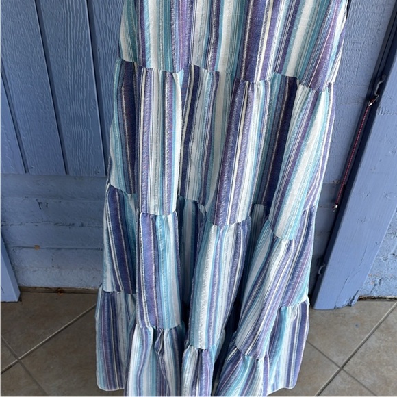 SHEIN Summer Maxi Dress with Straps Stripped 
Size Medium 

Side Zipper - Picture 10 of 10